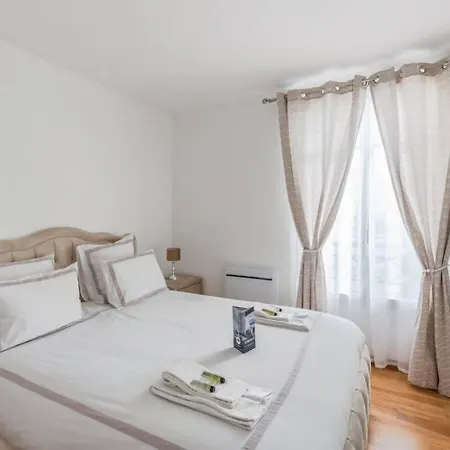 Apartment Cour Royal Near Disneyland Bmyguest *