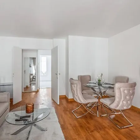 Apartment Cour Royal Near Disneyland Bmyguest *