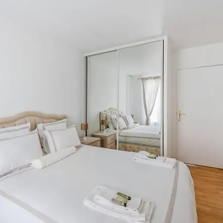 Cour Royal Near Disneyland Bmyguest Apartment *